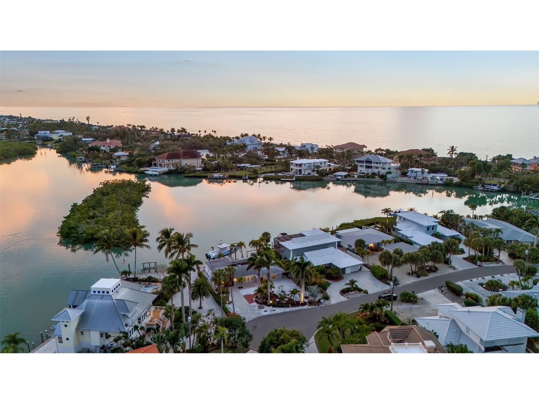 922 Casey Cove Drive Nokomis FL 34275 - INTRACOASTAL WATERWAY A4678726 image25