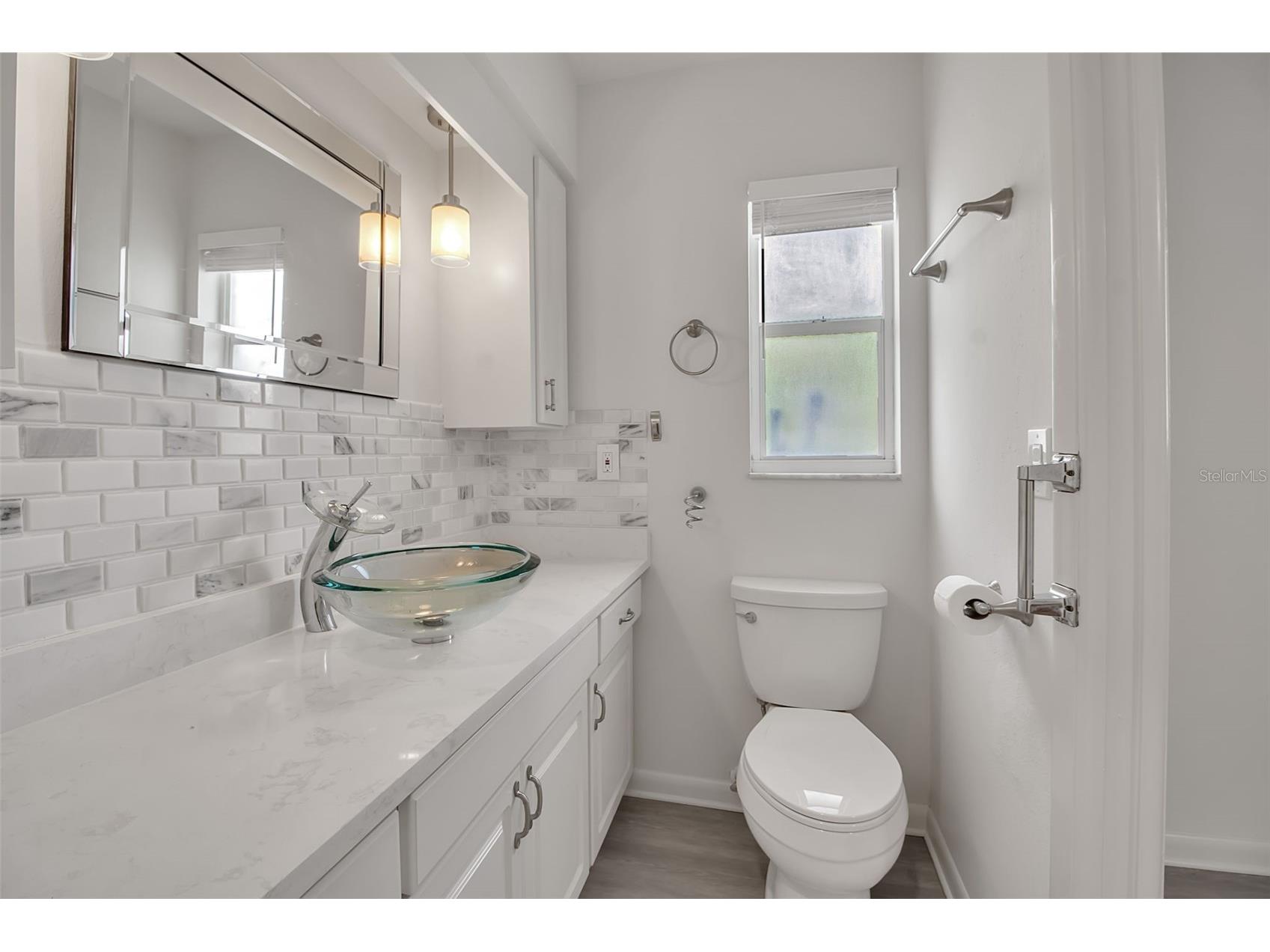 922 Casey Cove Drive Nokomis FL 34275 - INTRACOASTAL WATERWAY A4678726 image29