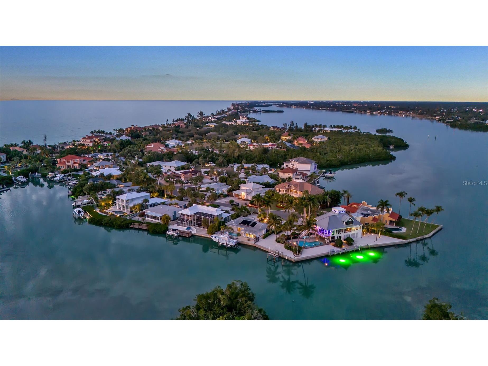 922 Casey Cove Drive Nokomis FL 34275 - INTRACOASTAL WATERWAY A4678726 image40