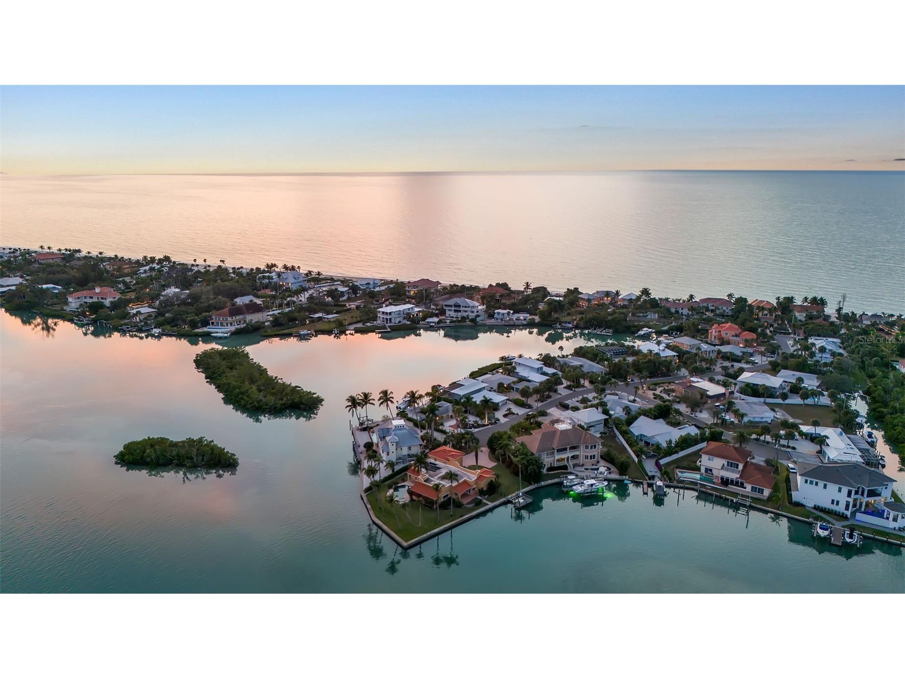 922 Casey Cove Drive Nokomis FL 34275 - INTRACOASTAL WATERWAY A4678726 image49