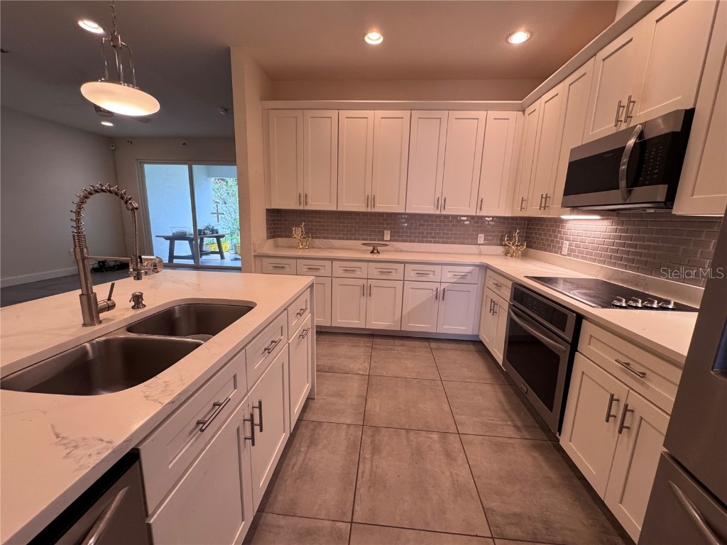 922 Centaury Drive Kissimmee FL 34759 P4936221 image4