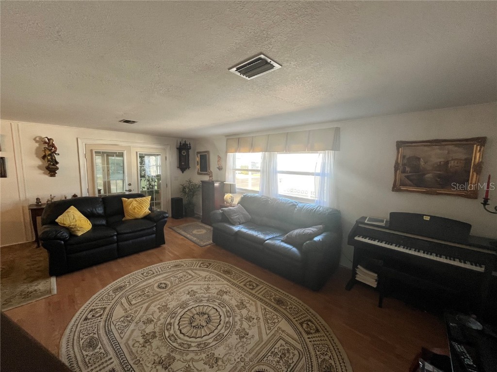 922 Cortina Boulevard Venice FL 34285 N6141592 image12