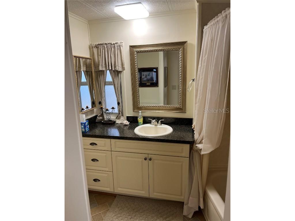 922 Cortina Boulevard Venice FL 34285 N6141592 image32