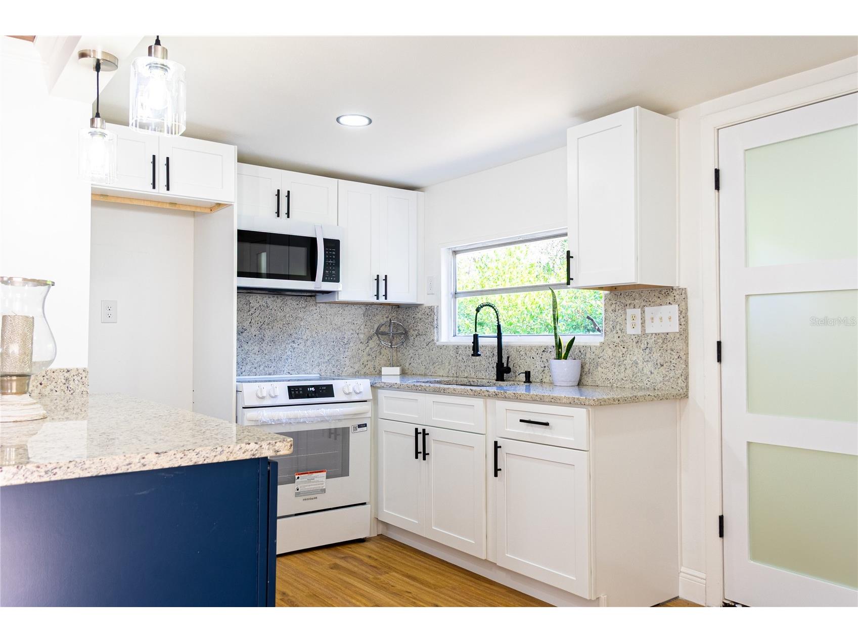 922 Cr 482a Lake Panasoffkee FL 33538 S5142780 image15