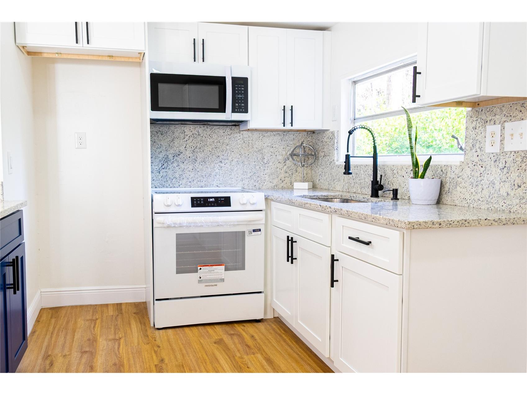 922 Cr 482a Lake Panasoffkee FL 33538 S5142780 image17