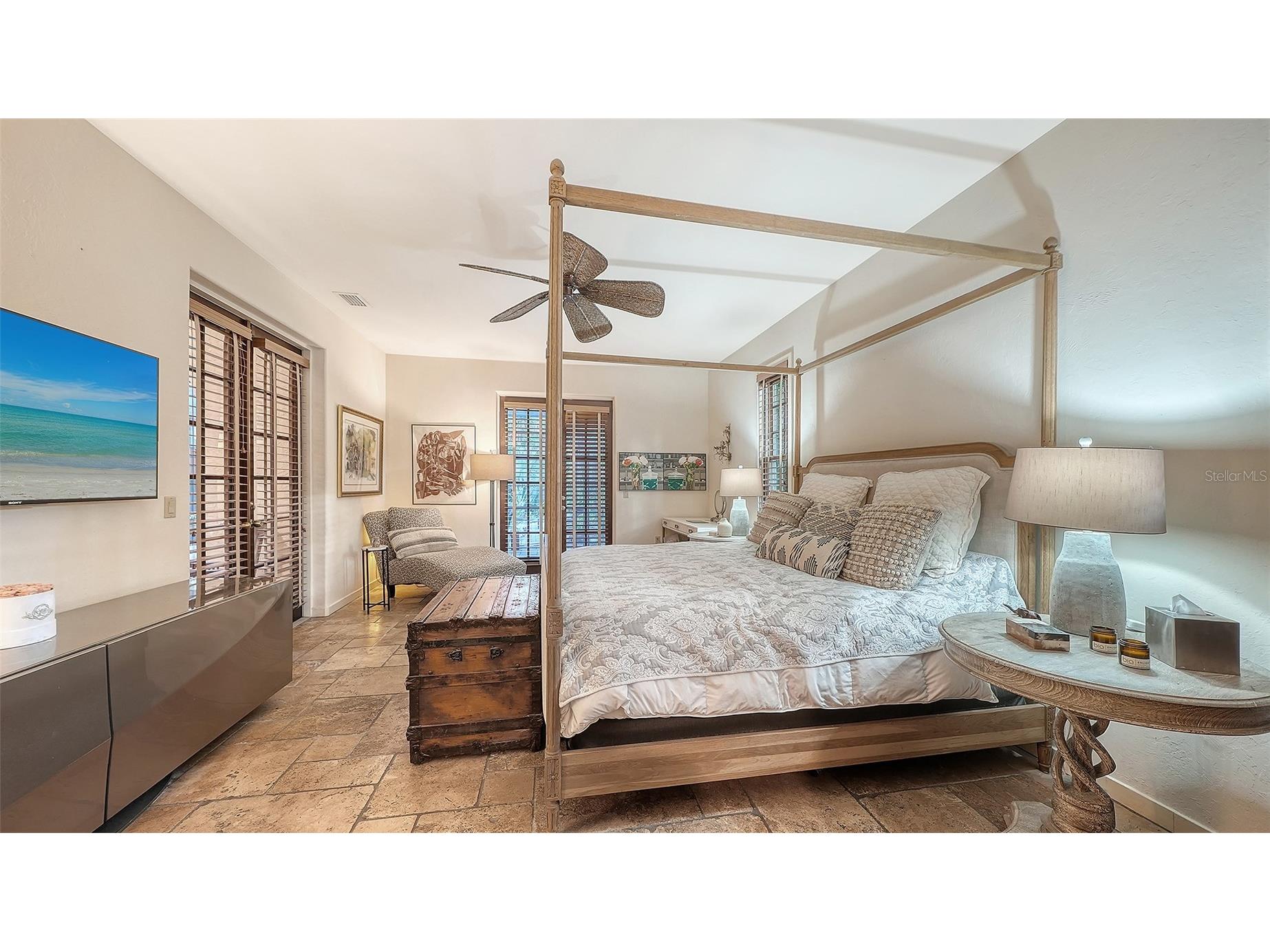 922 Indian Beach Drive Sarasota FL 34234 A4689749 image18