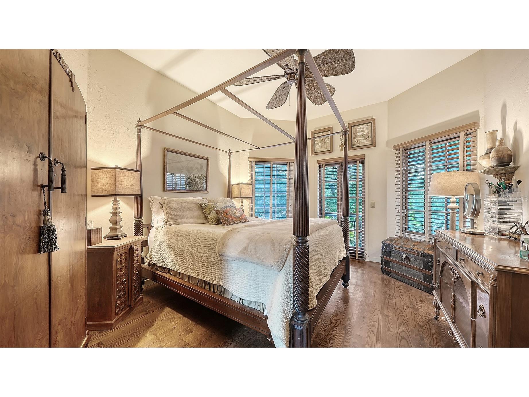 922 Indian Beach Drive Sarasota FL 34234 A4689749 image30