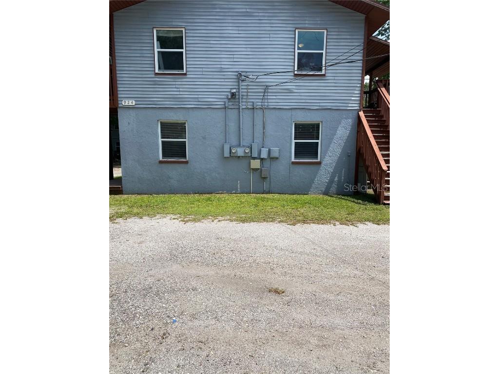 922 Maydell Drive Tampa FL 33619 U8236069 image1