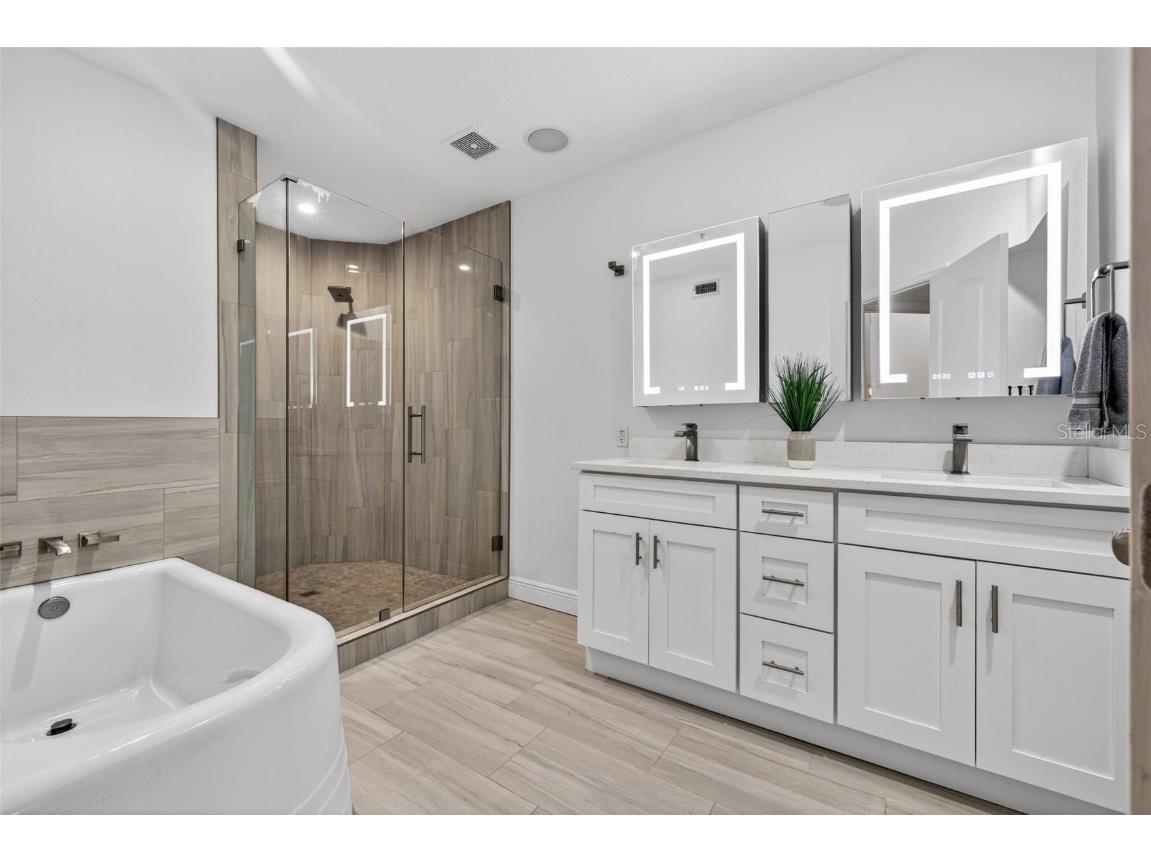 922 N Shore Drive NE Saint Petersburg FL 33701 TB8452503 image16