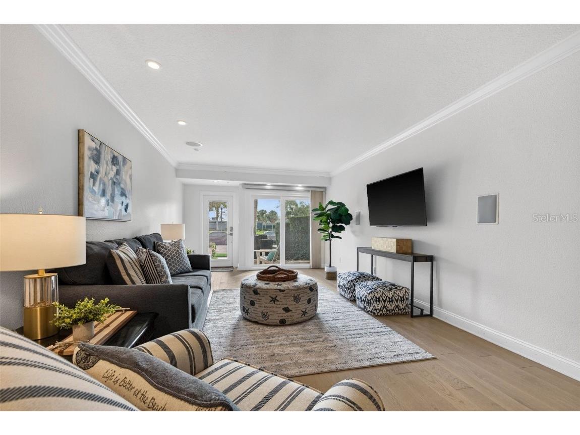 922 N Shore Drive NE Saint Petersburg FL 33701 TB8452503 image6