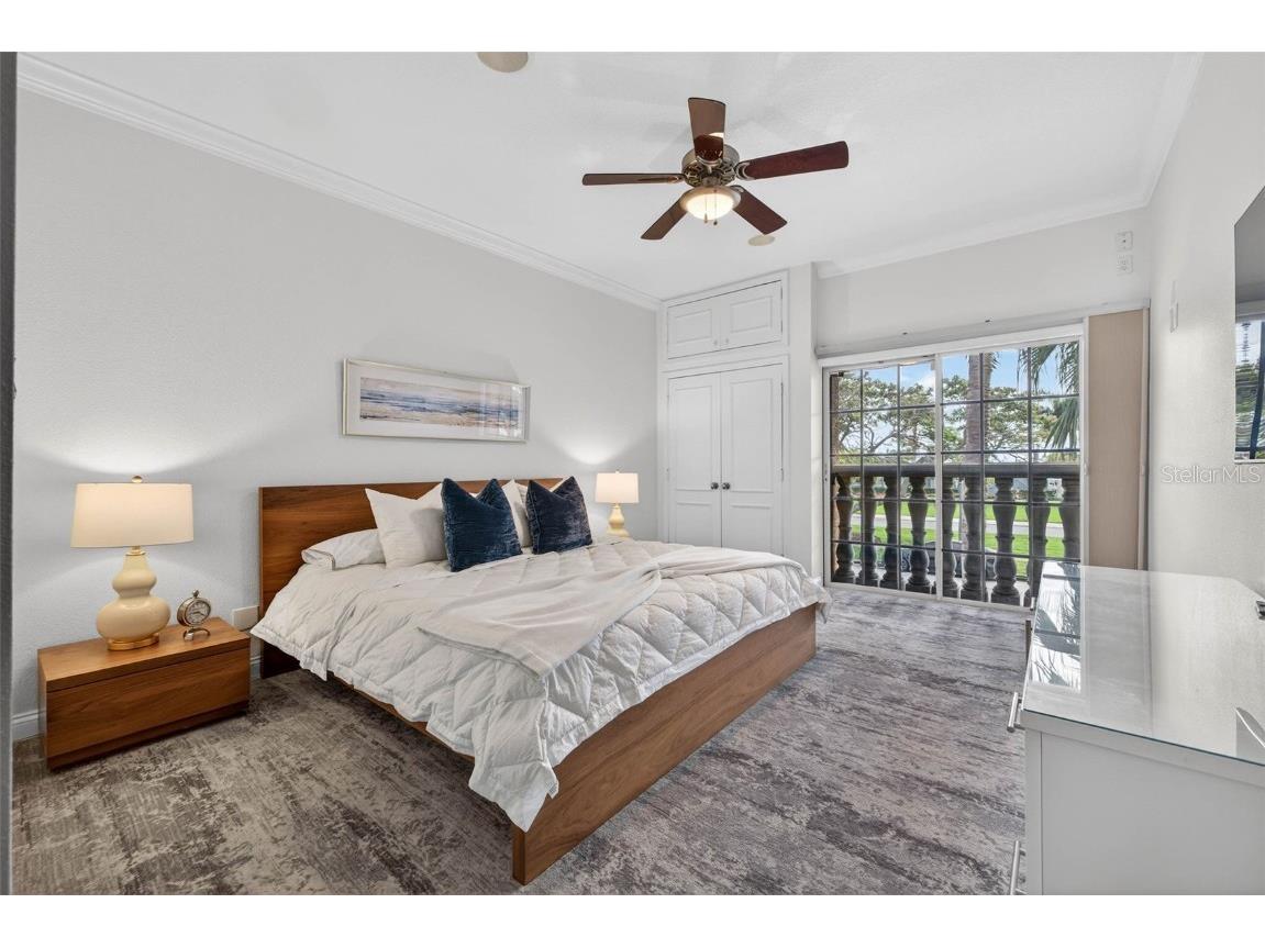 922 N Shore Drive NE Saint Petersburg FL 33701 TB8454038 image11