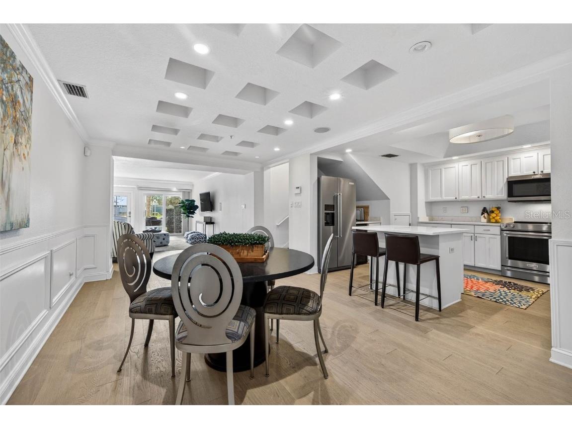 922 N Shore Drive NE Saint Petersburg FL 33701 TB8454038 image6