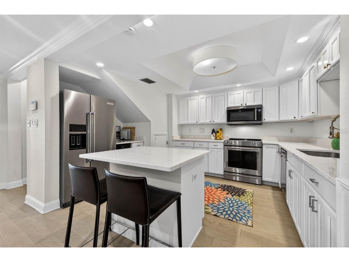 922 N Shore Drive NE Saint Petersburg FL 33701 TB8454038 image7