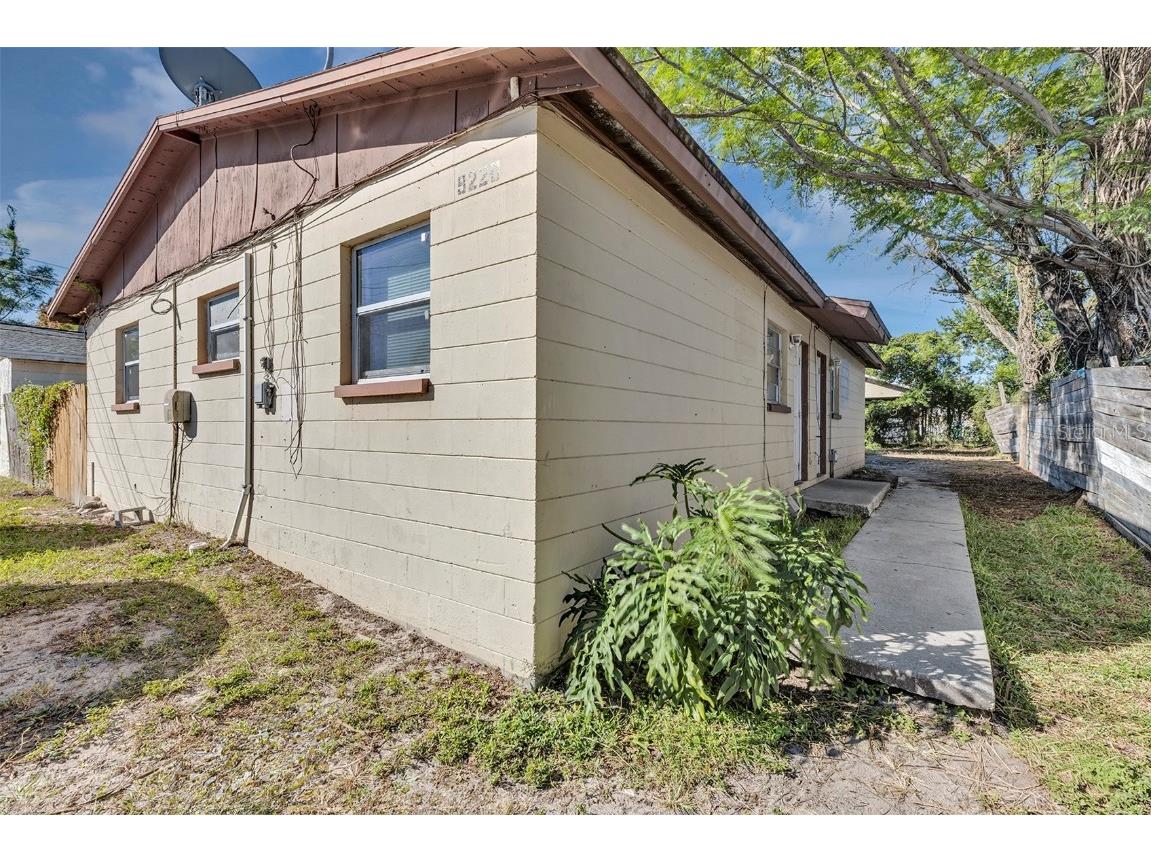 9220 N 13th Street #A & B Tampa FL 33612 O6366585 image2