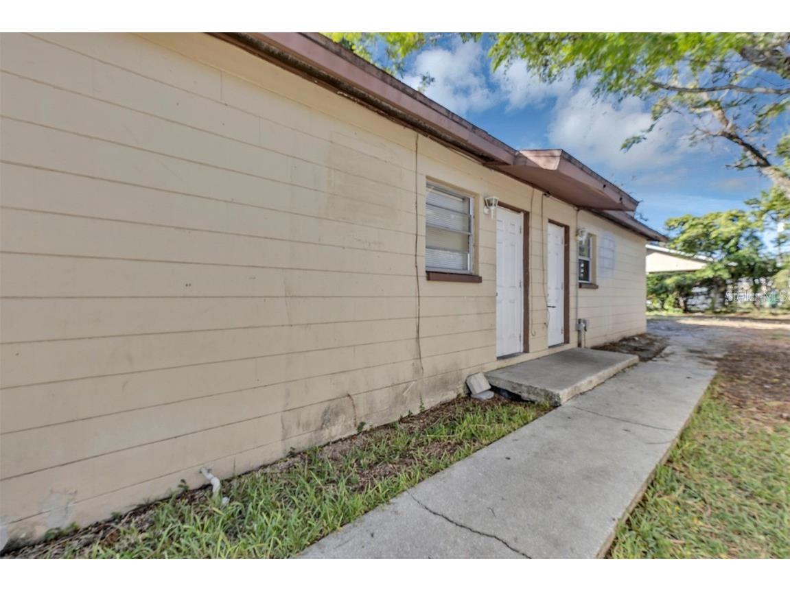9220 N 13th Street #A & B Tampa FL 33612 O6366585 image3