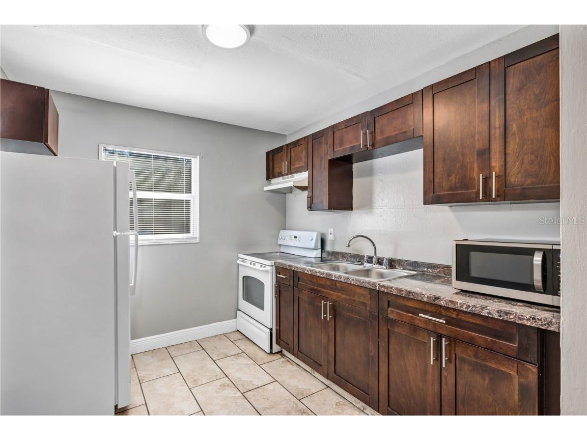 9220 N 13th Street #A & B Tampa FL 33612 O6366585 image7