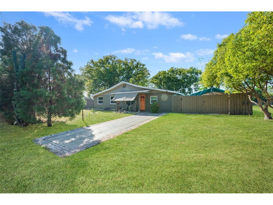 9220 N 29th Street Tampa FL 33612 TB8327135 image1