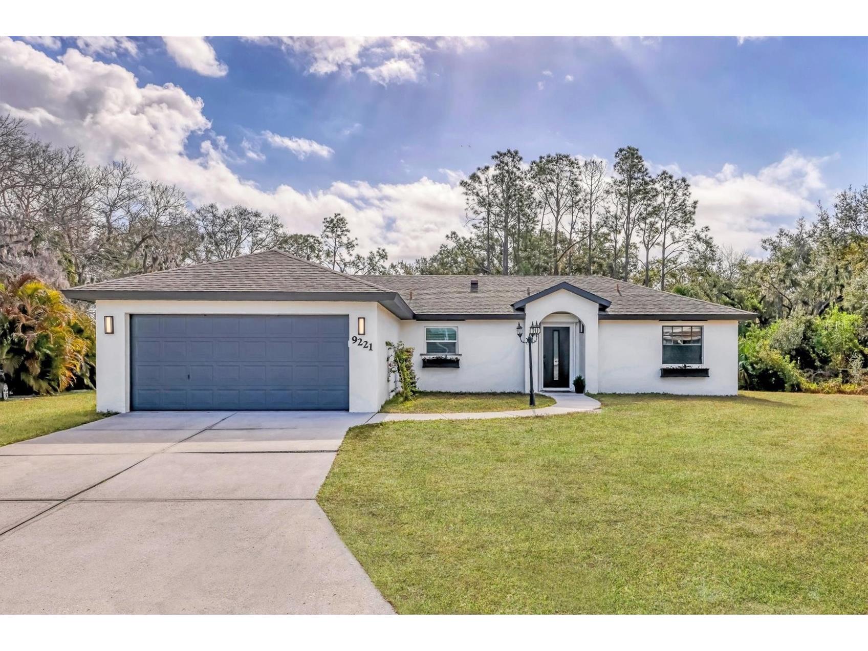 9221 29th Street E Parrish FL 34219 A4683305 image1