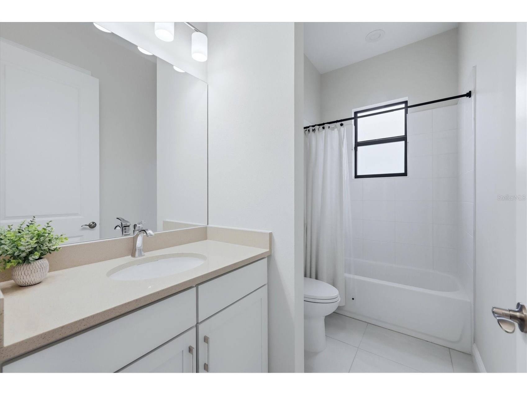 9221 Bernini Place Sarasota FL 34240 A4688126 image29