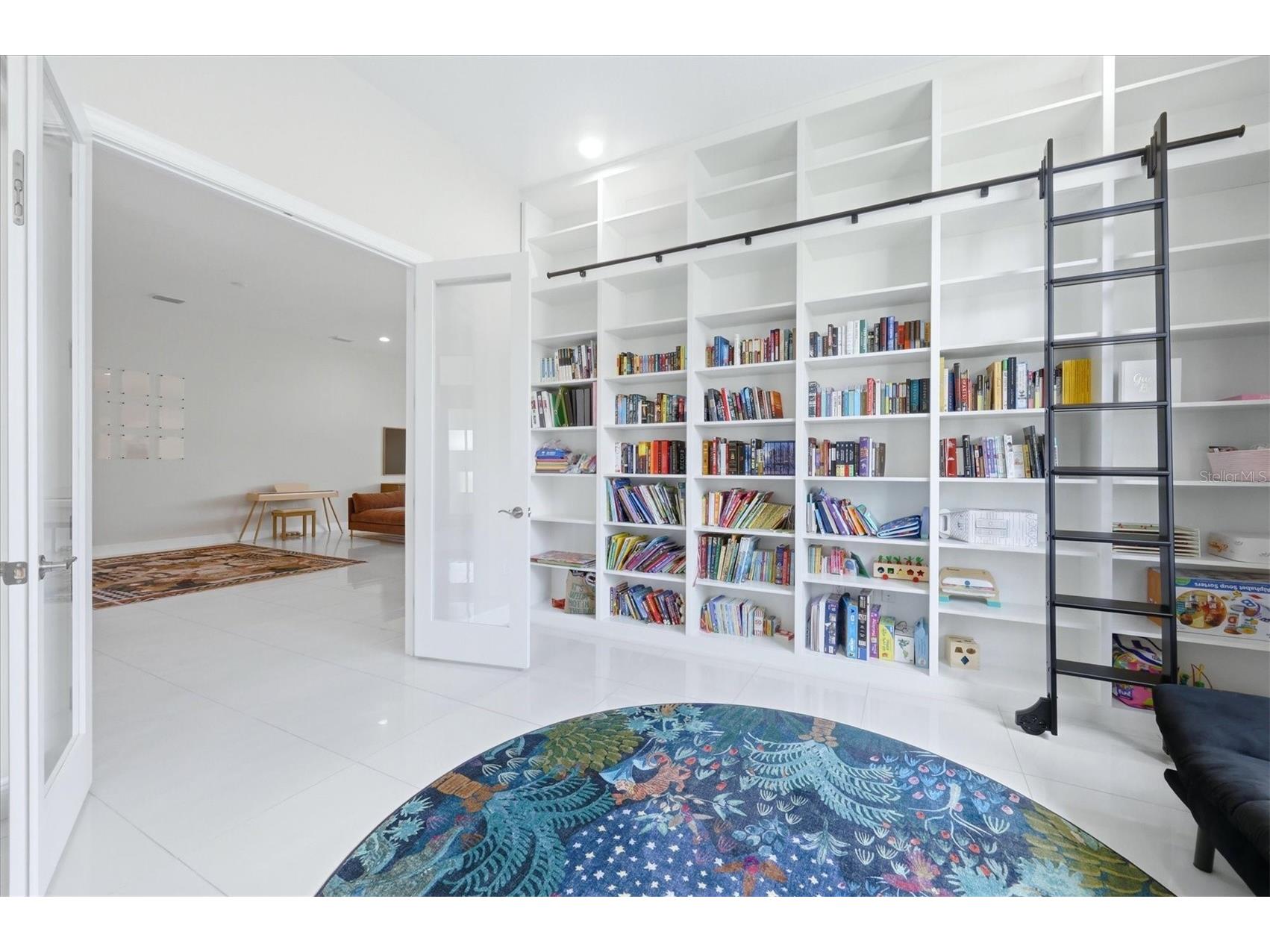 9221 Bernini Place Sarasota FL 34240 A4688126 image30