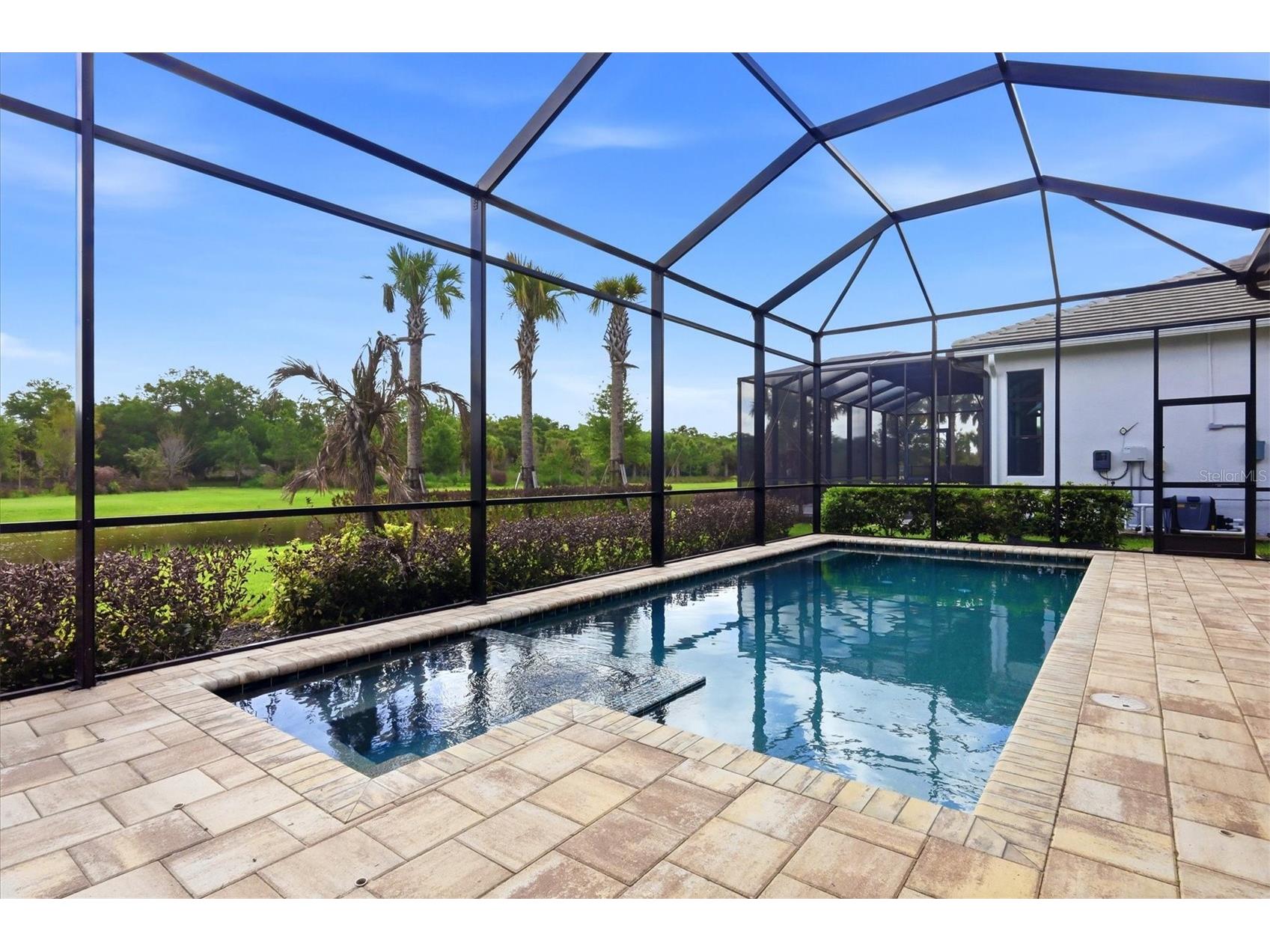 9221 Bernini Place Sarasota FL 34240 A4688126 image37