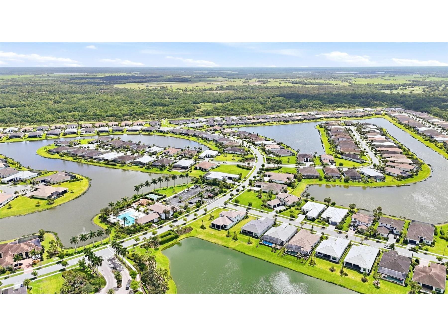 9221 Bernini Place Sarasota FL 34240 A4688126 image40