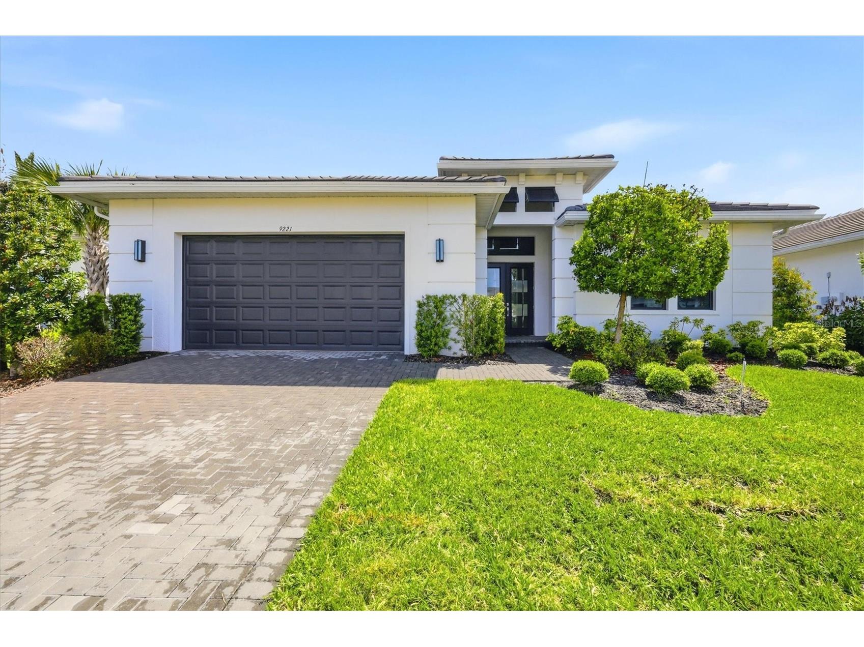 9221 Bernini Place Sarasota FL 34240 A4688126 image47