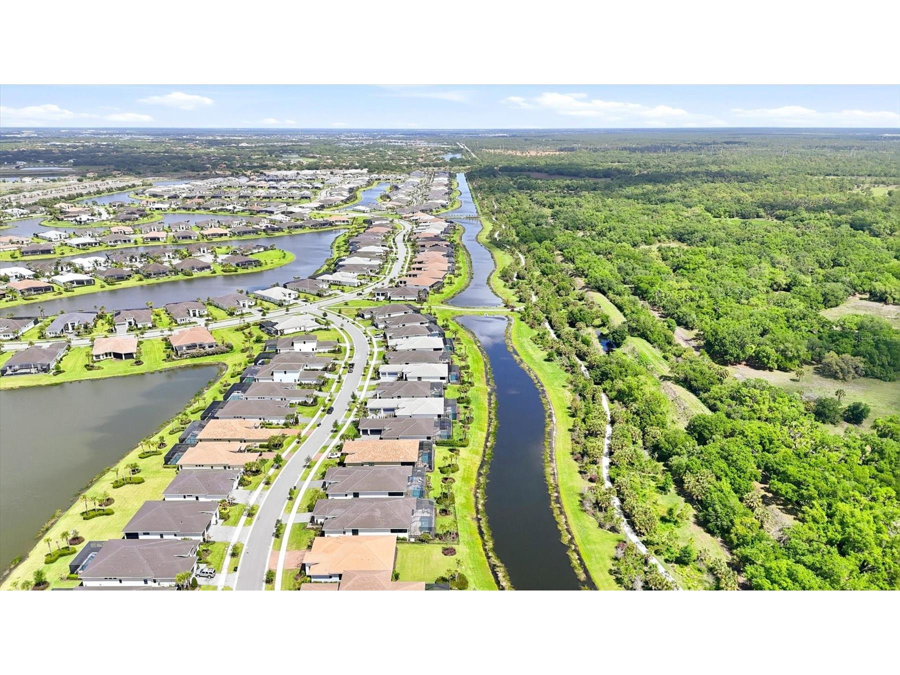 9221 Bernini Place Sarasota FL 34240 A4688126 image65