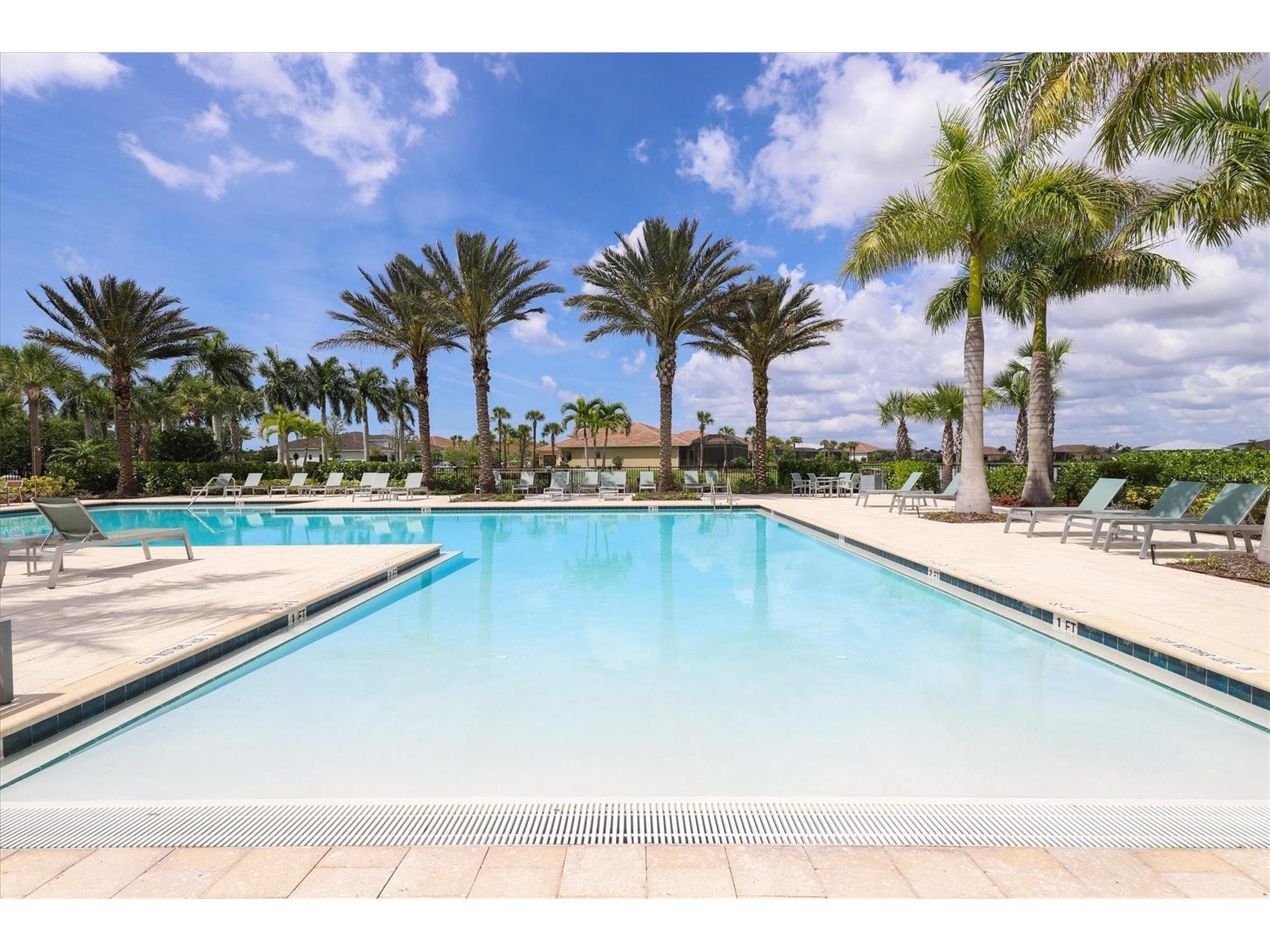 9221 Bernini Place Sarasota FL 34240 A4688126 image78