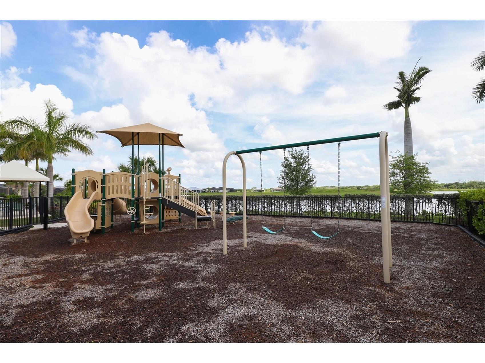 9221 Bernini Place Sarasota FL 34240 A4688126 image82