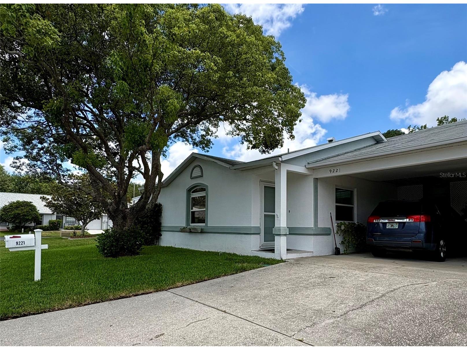 9221 Estrada Place New Port Richey FL 34655 TB8523066 image1
