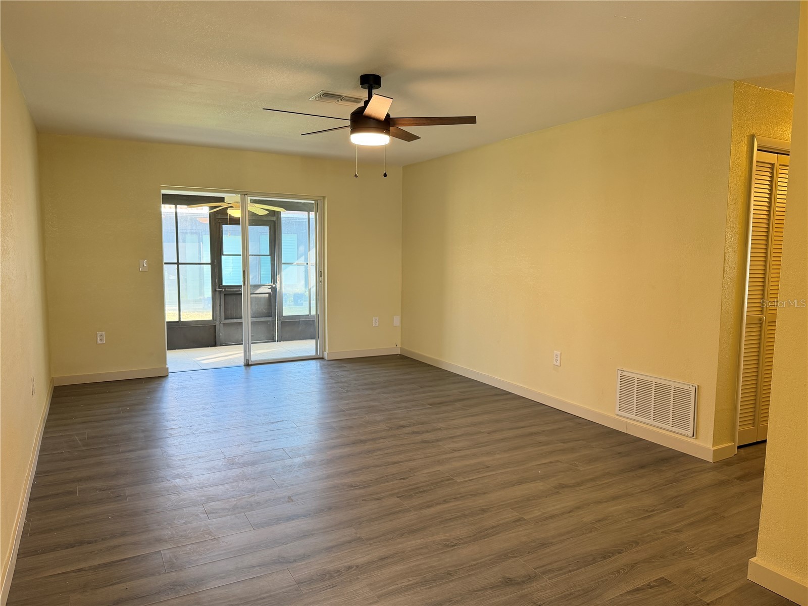 9221 Repondo Place New Port Richey FL 34655 W7879732 image7