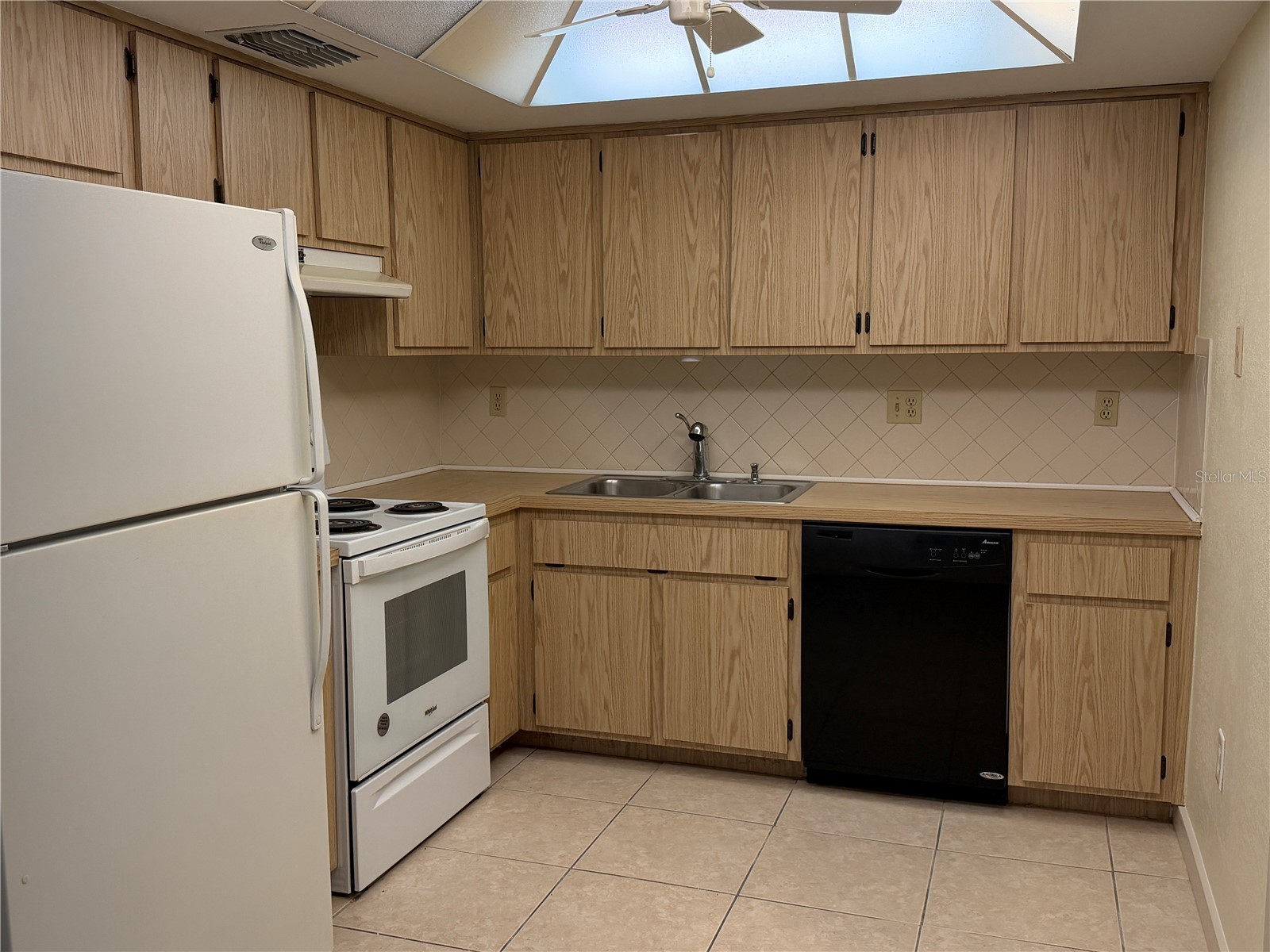 9221 Repondo Place New Port Richey FL 34655 W7879732 image8