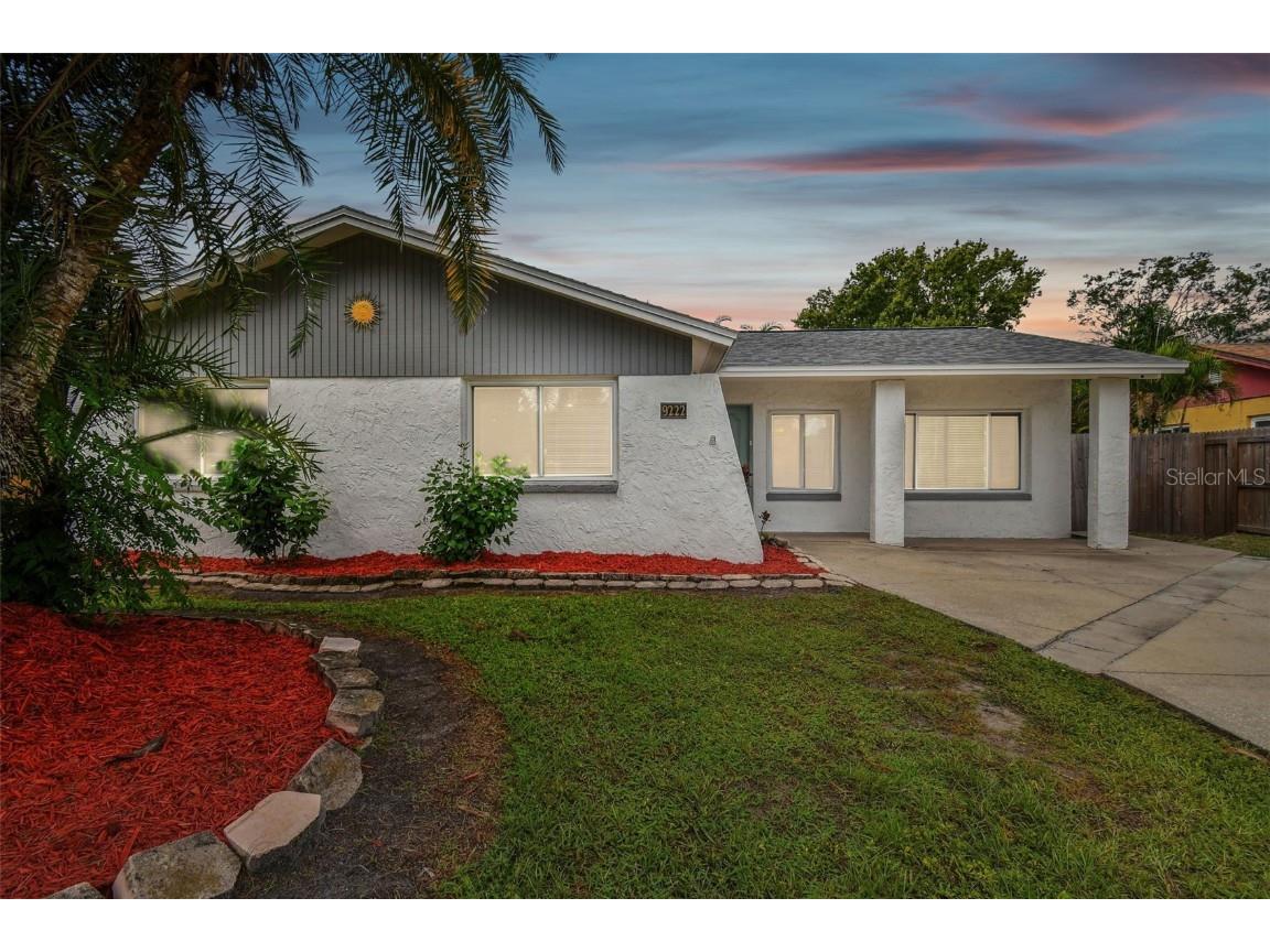 9222 92nd Street Seminole FL 33777 TB8307159 image1