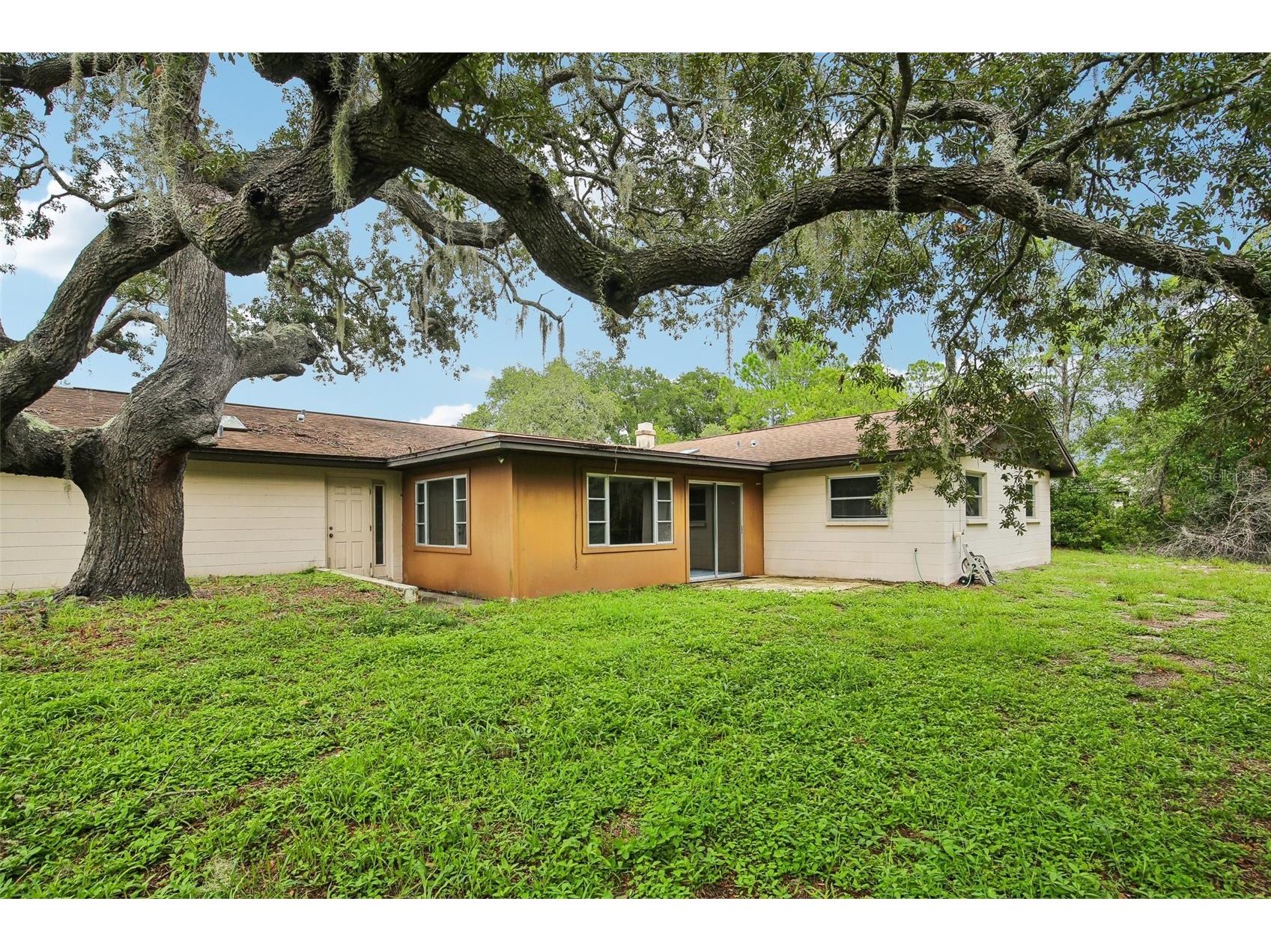 9224 Lakeview Drive New Port Richey FL 34654 TB8528778 image41