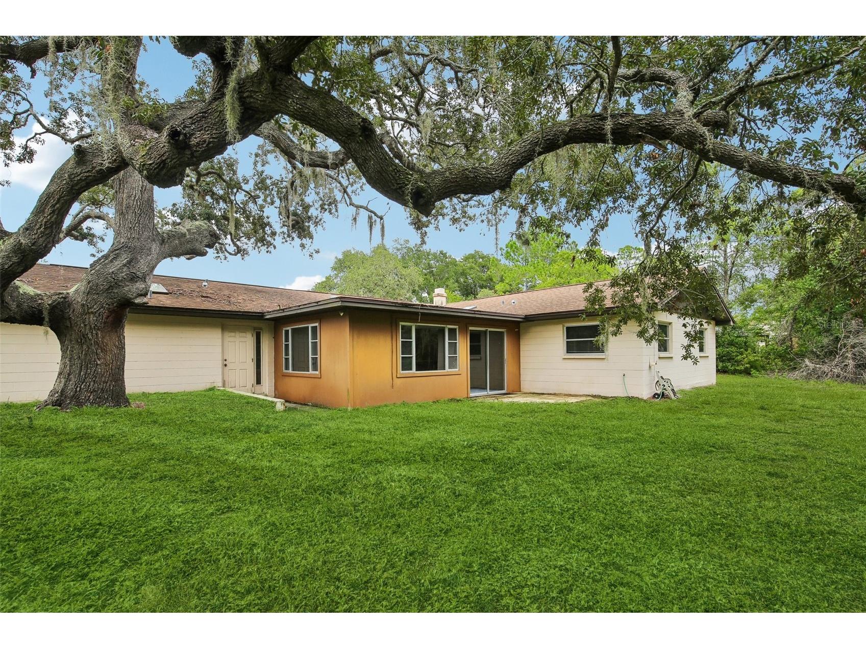9224 Lakeview Drive New Port Richey FL 34654 TB8528778 image45