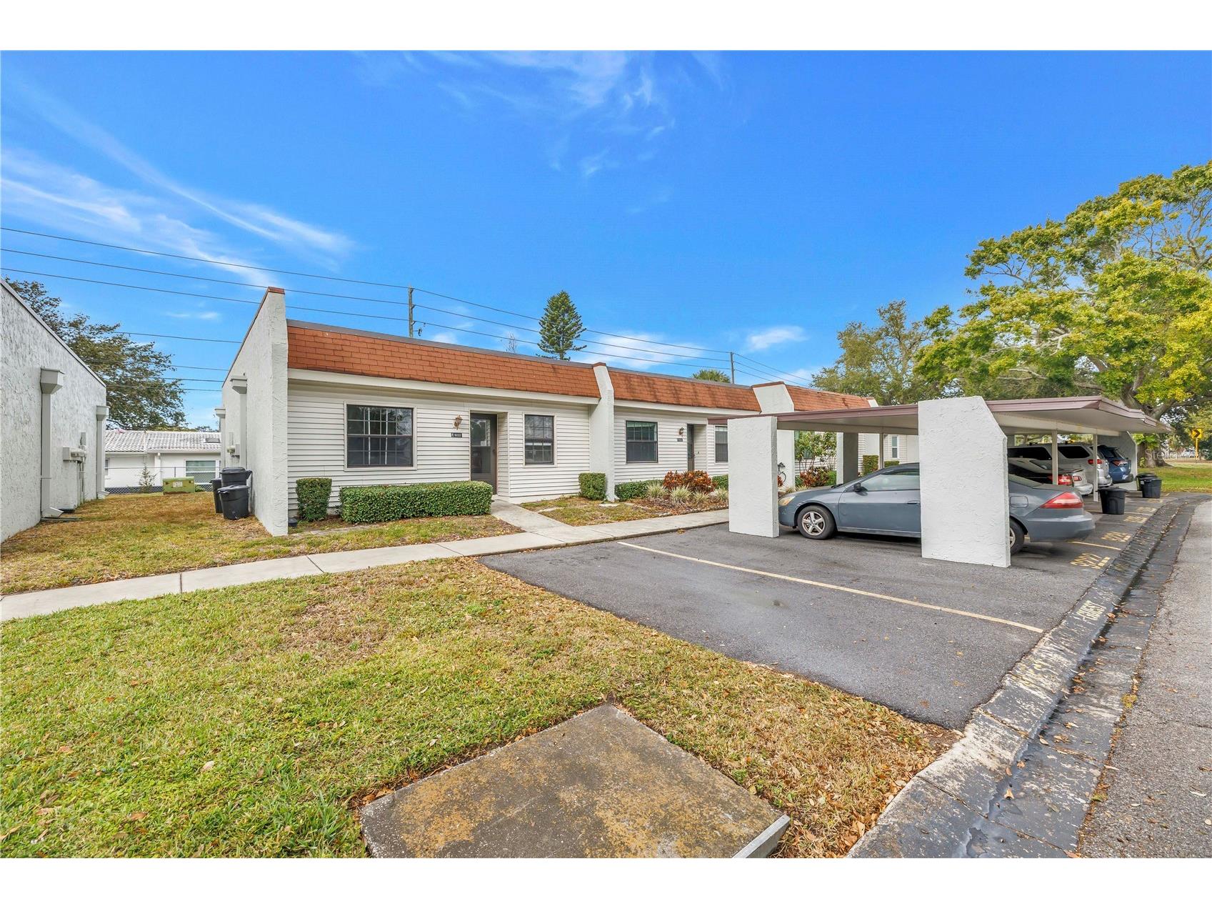 9224 Mission Oaks Boulevard Seminole FL 33776 TB8478595 image2