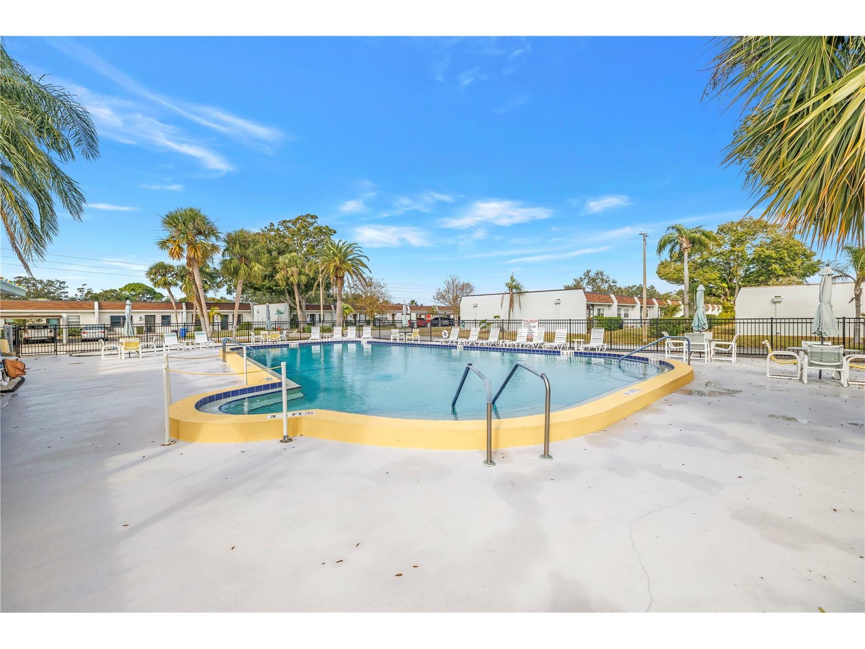 9224 Mission Oaks Boulevard Seminole FL 33776 TB8478595 image36