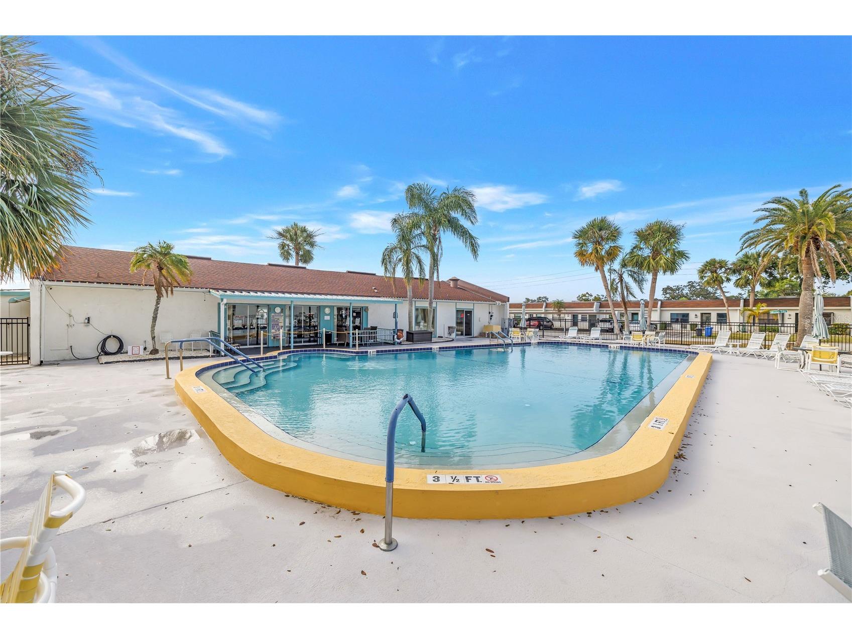 9224 Mission Oaks Boulevard Seminole FL 33776 TB8478595 image37