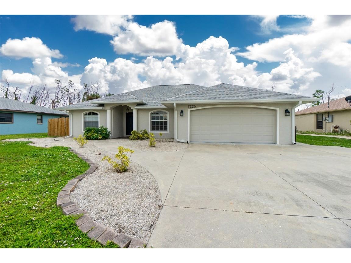 9225 New Martinsville Avenue Englewood FL 34224 C7481842 image1