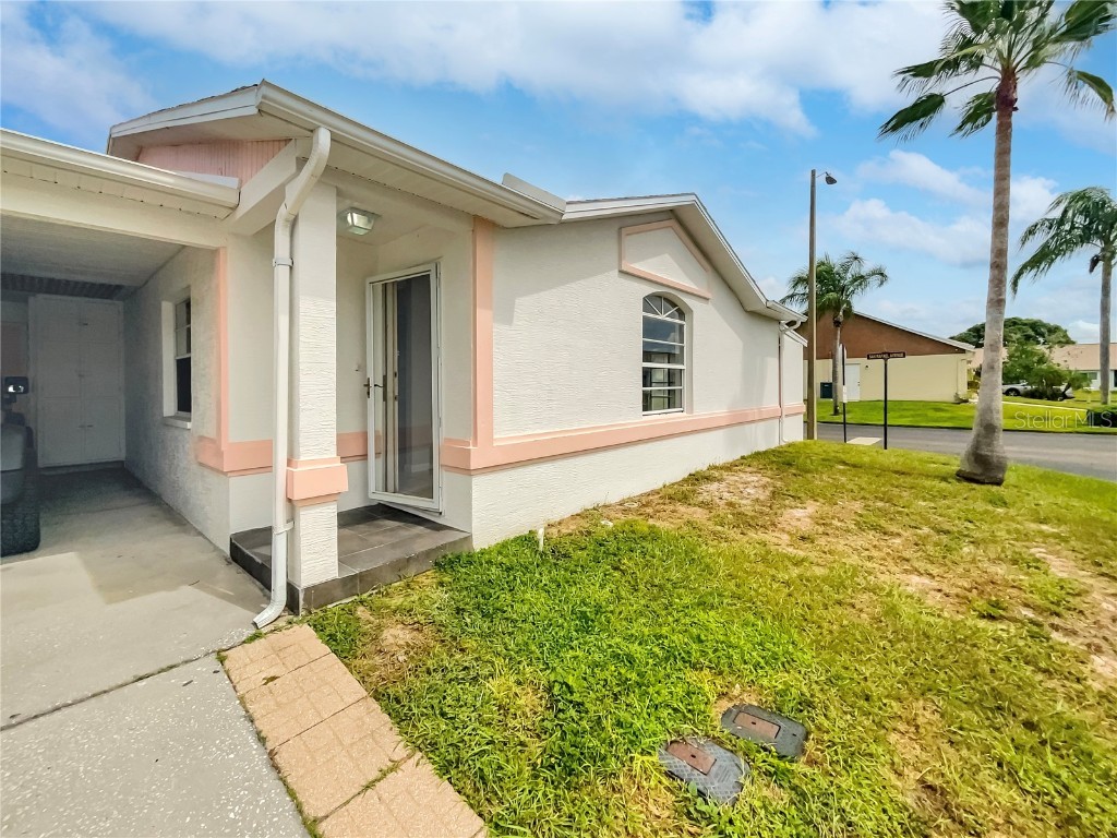 9225 Orton Place New Port Richey FL 34655 O6145020 image1