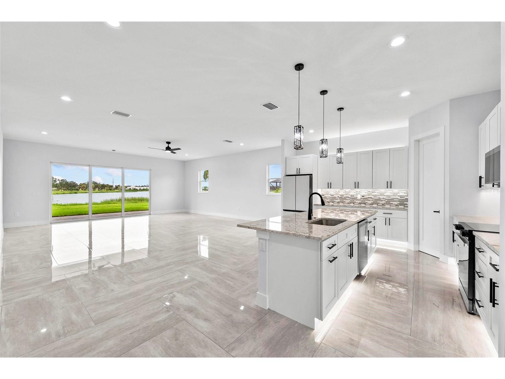 9225 Raes Creek Place Palmetto FL 34221 A4695660 image11