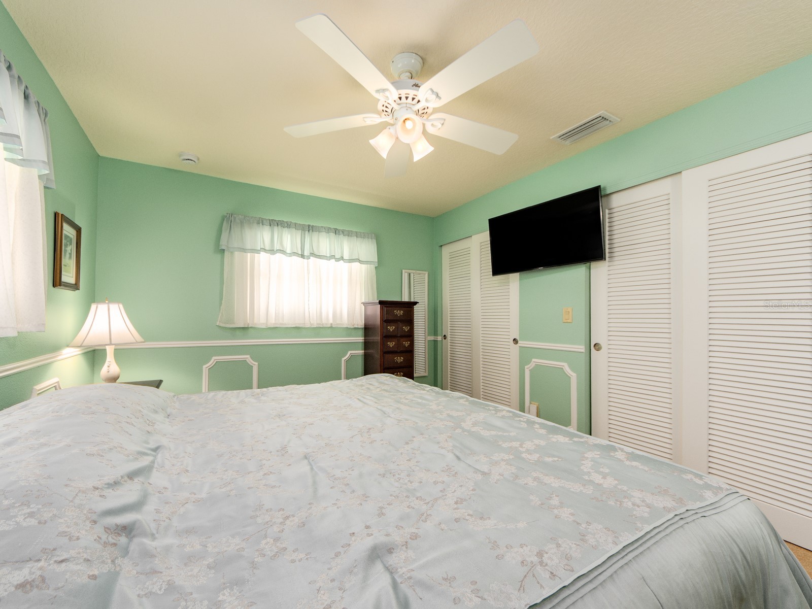 9227 143rd Street Seminole FL 33776 TB8496786 image30