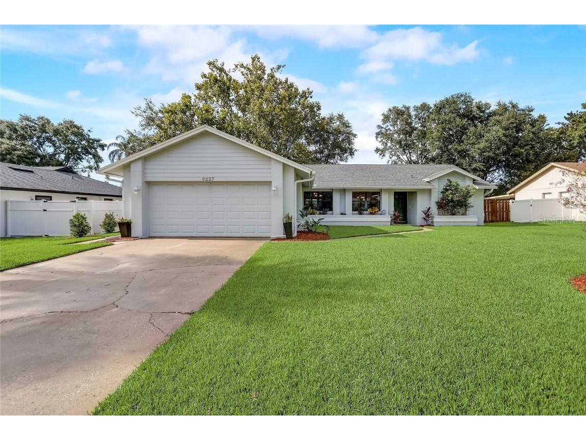 9227 Palm Tree Drive Windermere FL 34786 G5071898 image1