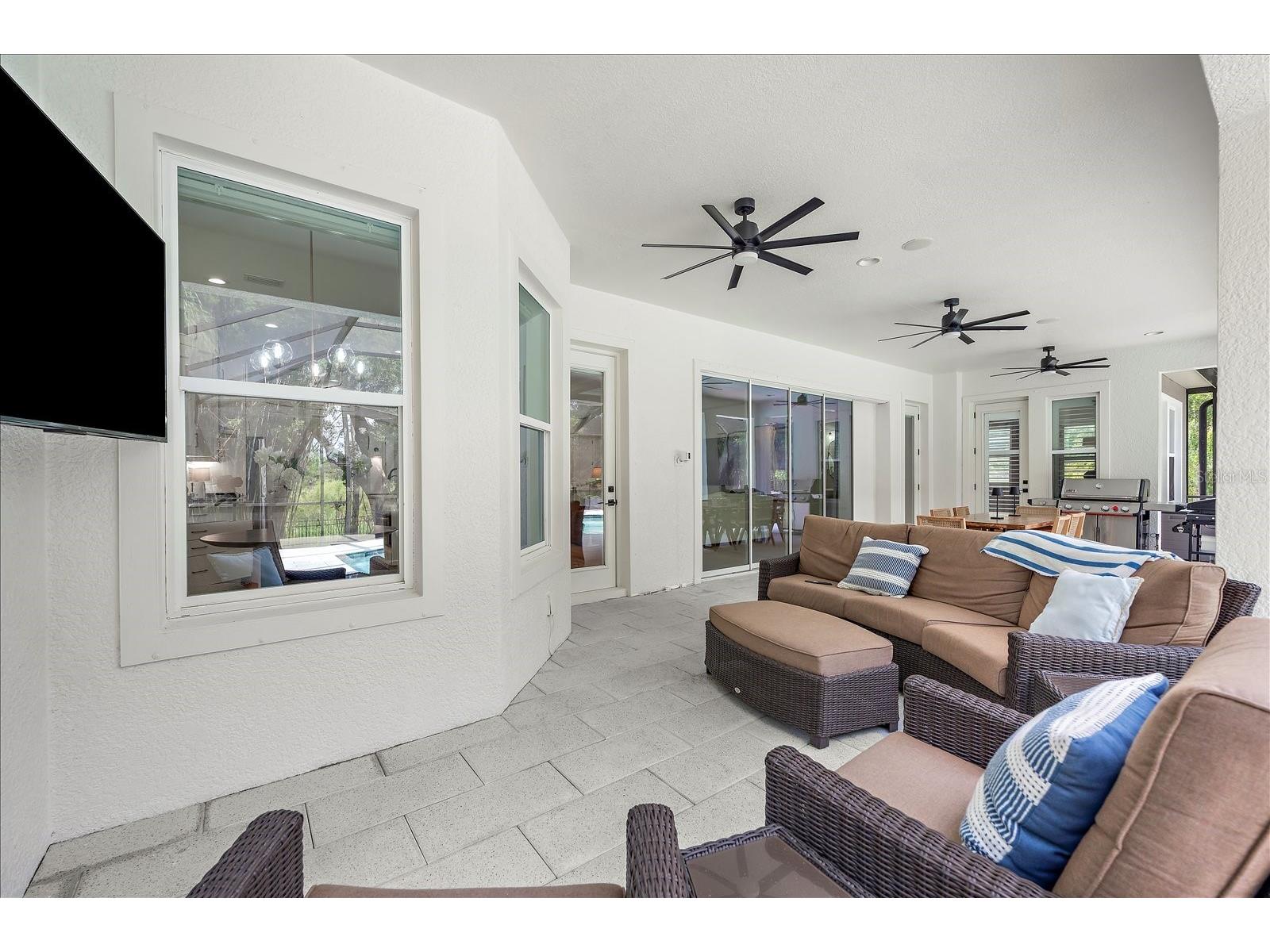 9227 Tillinghast Drive Tampa FL 33626 - POND TB8512556 image32