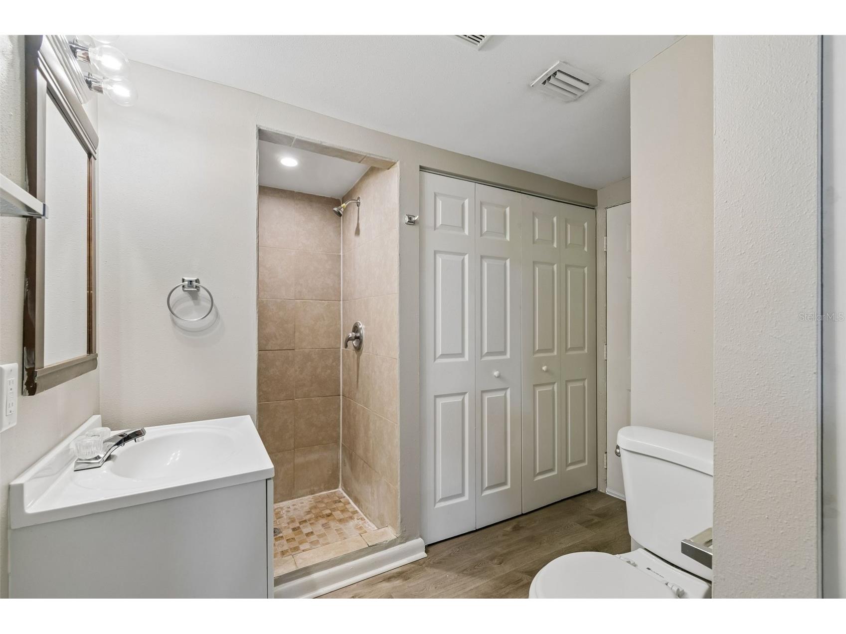 9228 82nd Way Seminole FL 33777 TB8497970 image18