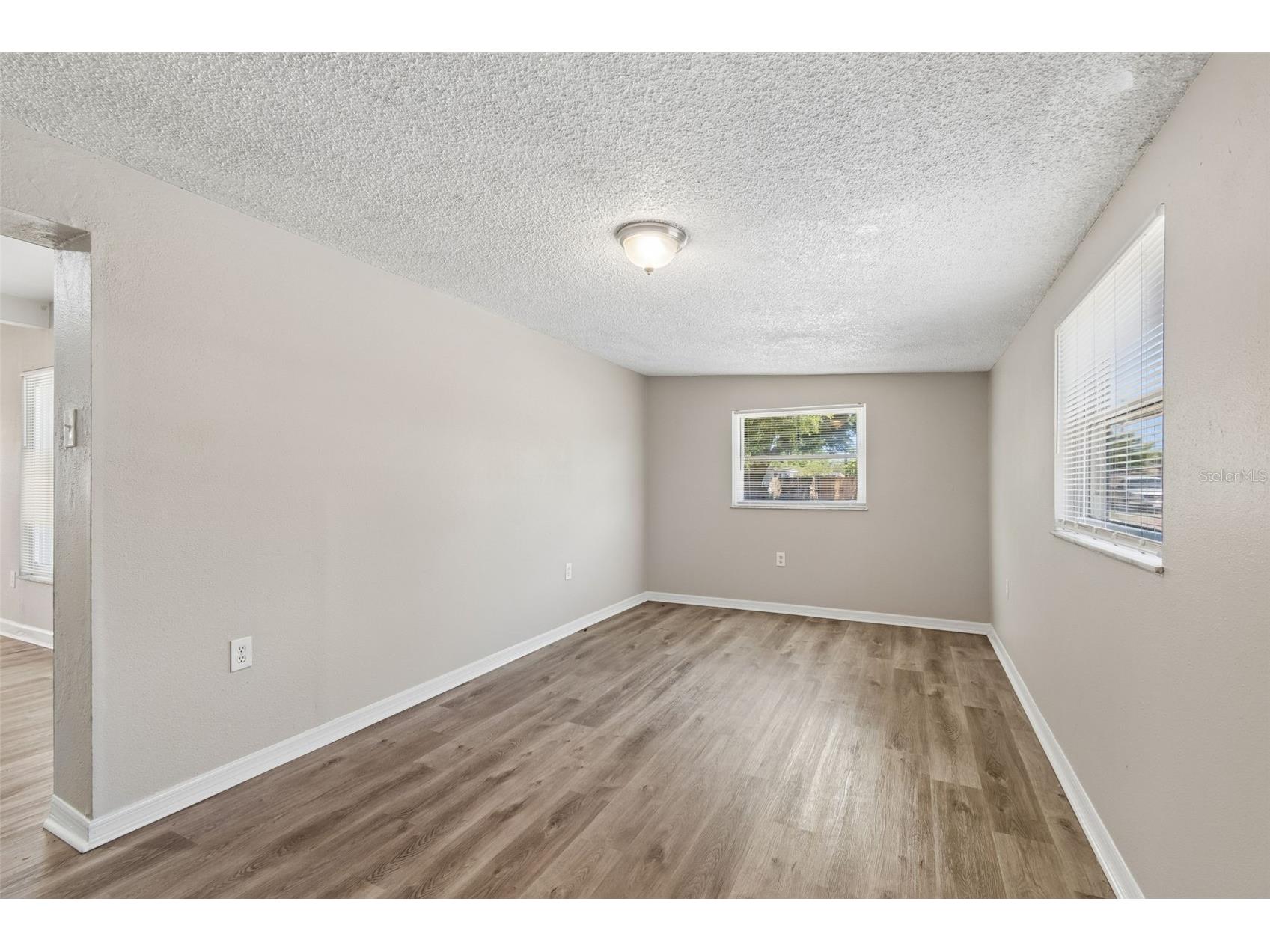 9228 82nd Way Seminole FL 33777 TB8497970 image25