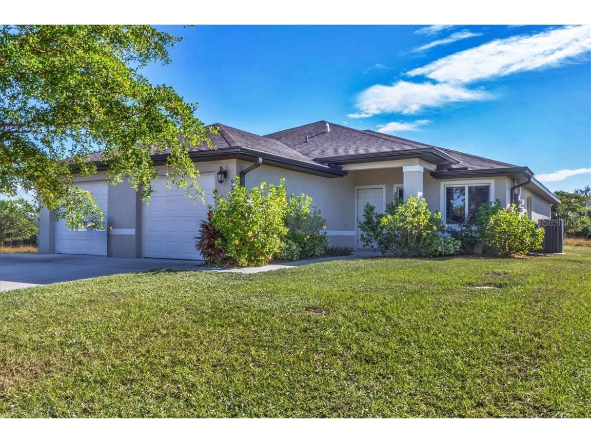 9228/9230 Agate Street Port Charlotte FL 33981 D6144618 image1