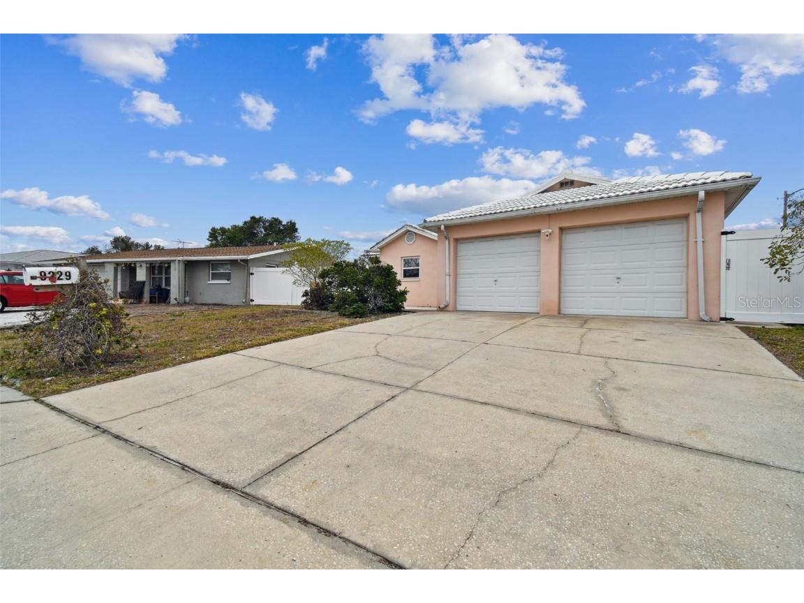 9229 Haverford Lane Port Richey FL 34668 TB8341138 image1