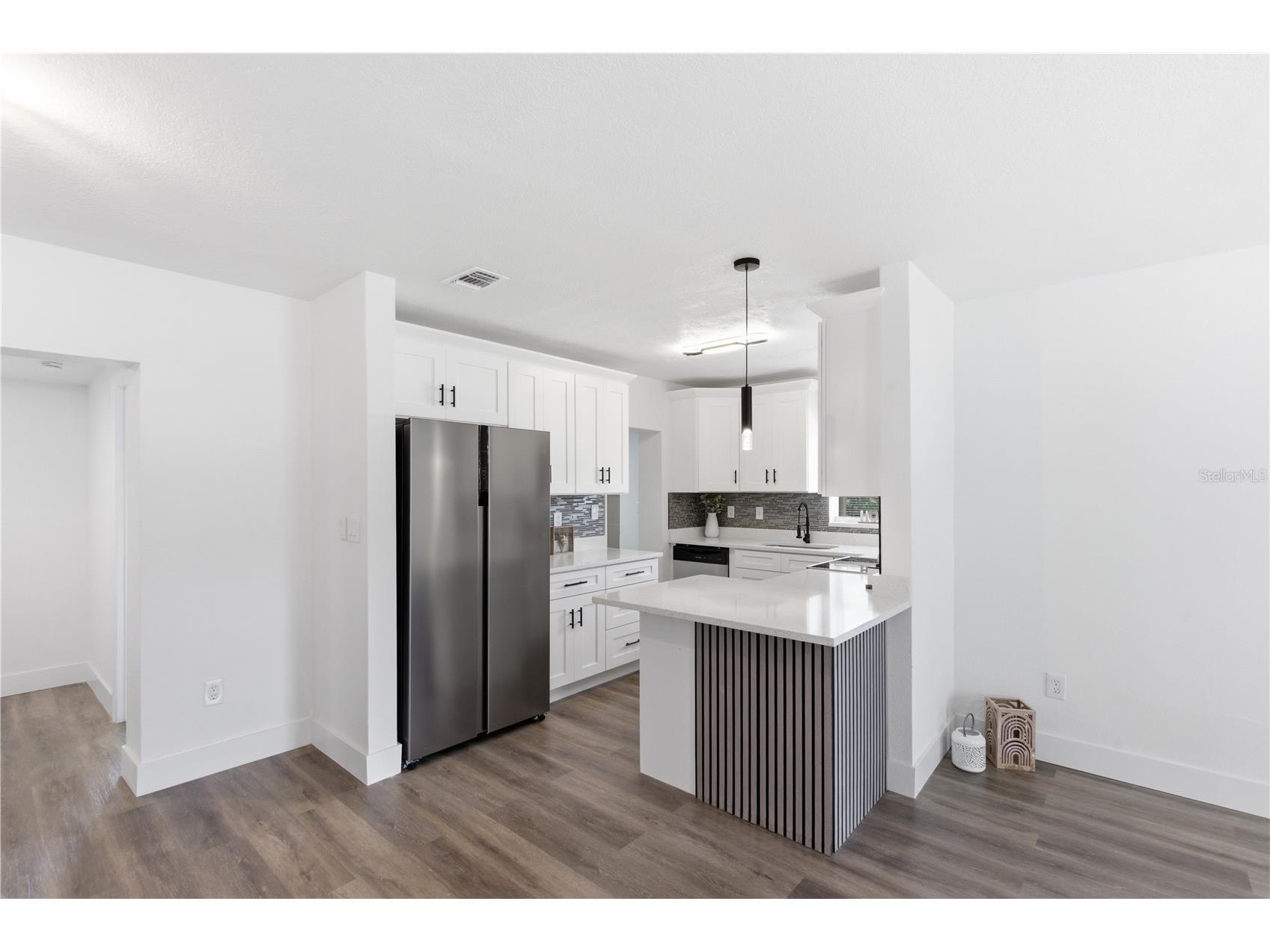 923 1st Avenue NW Largo FL 33770 TB8499948 image16